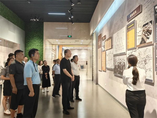 1693384056443657.jpg 5.jpg