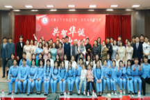 “声”入人心！语言与传媒学院播音与主持艺术专业这场汇报演出“卷”上热搜啦！