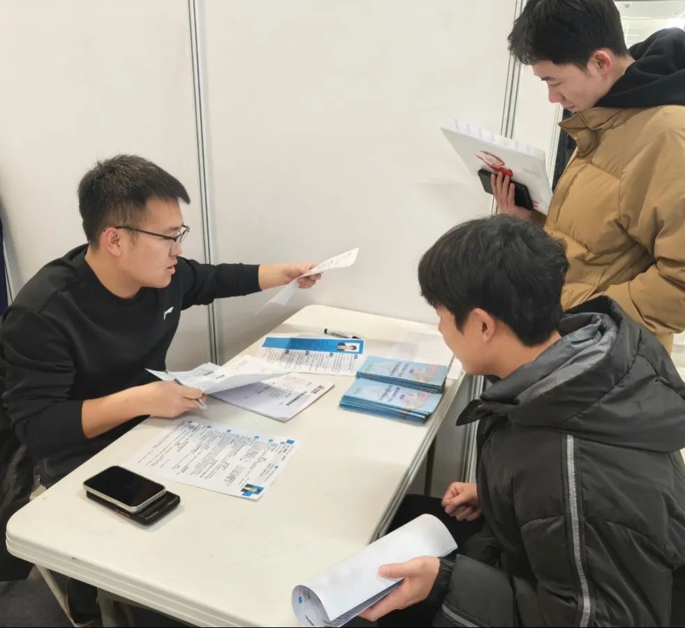 1734395487115402.jpg 1734395487115402.jpg