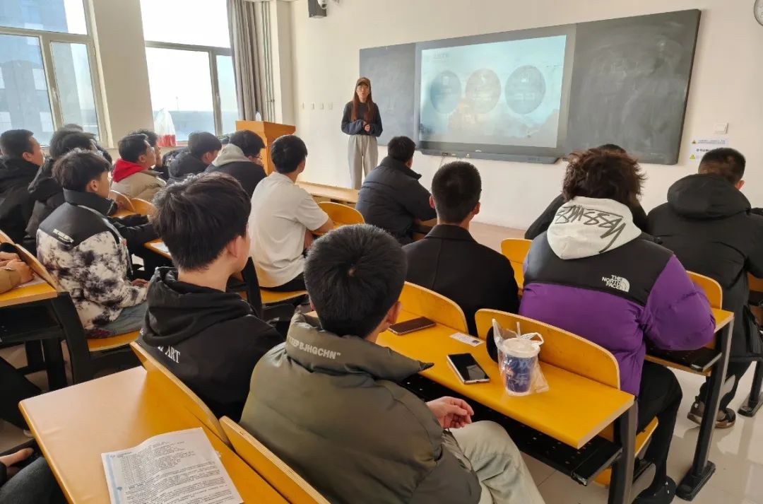 1734395514258061.jpg 1734395514258061.jpg