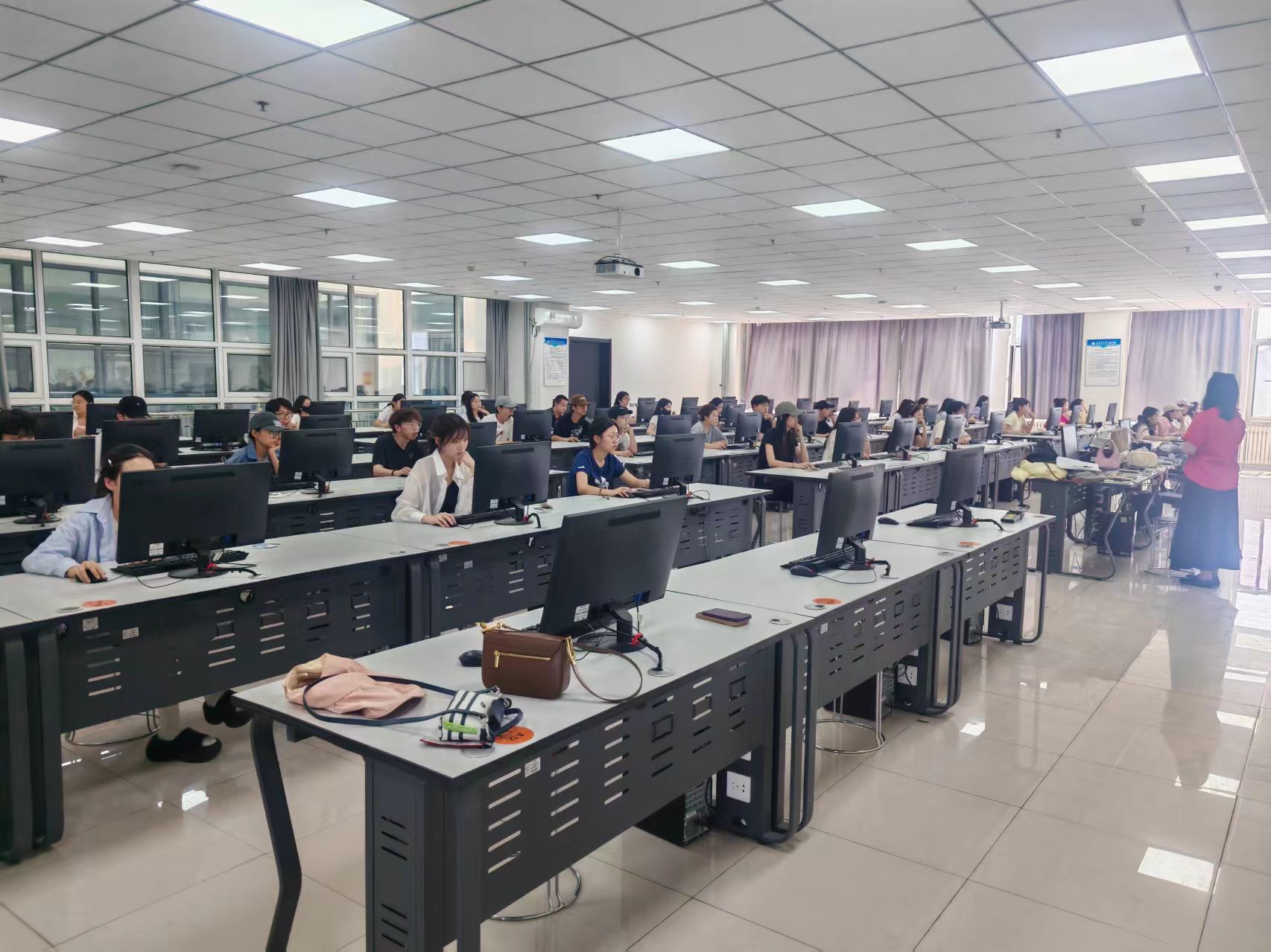 1750907565964256.jpg 1750907565964256.jpg