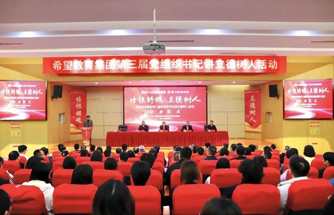 1762243910978241.jpg 1762243910978241.jpg