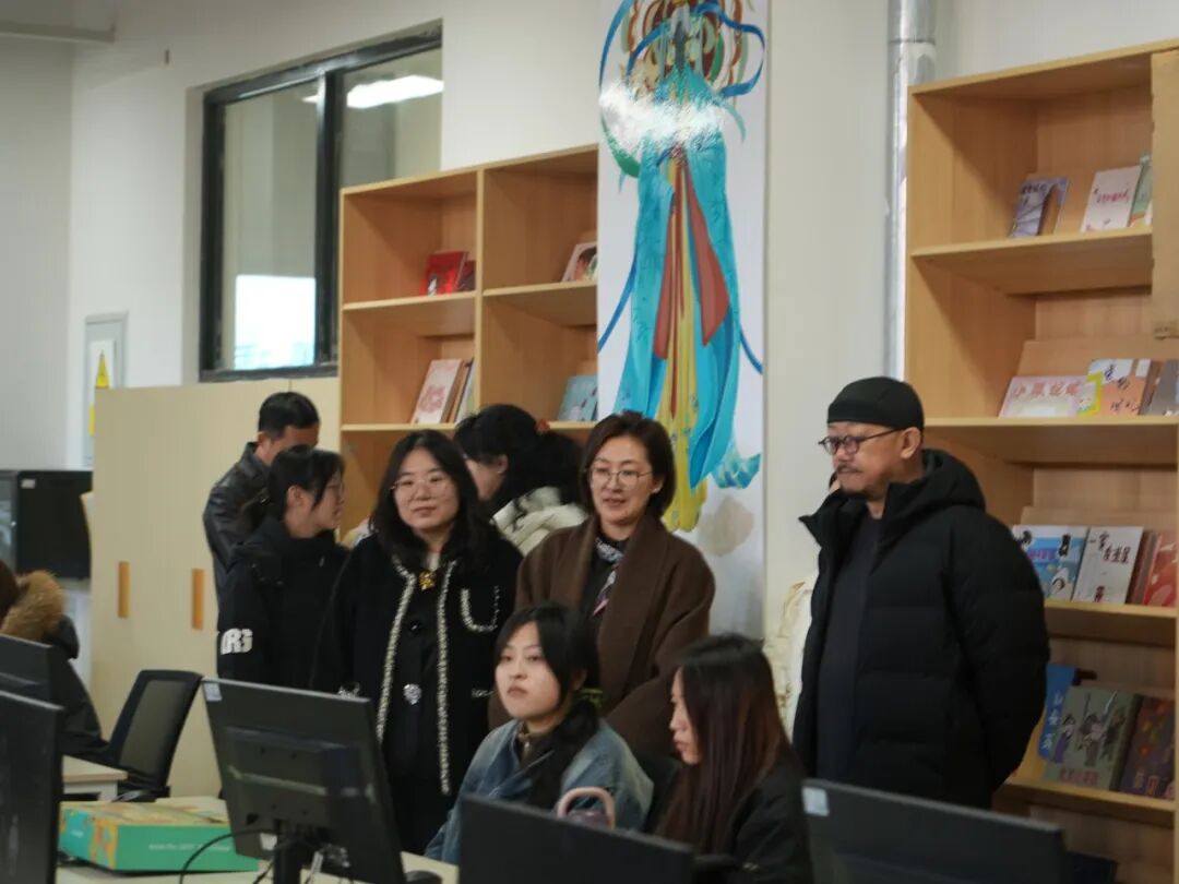 1763028065766094.jpg 1763028065766094.jpg