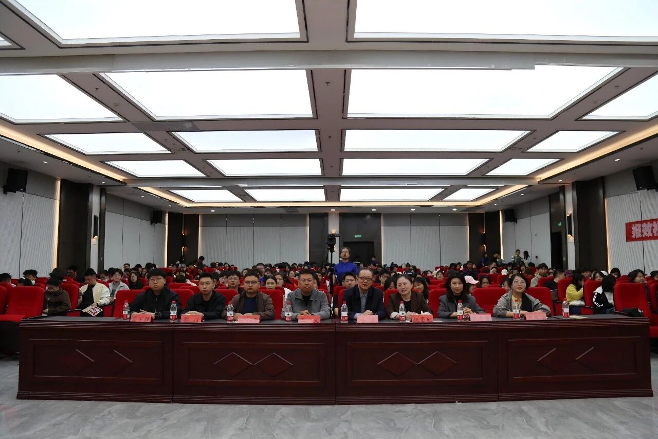 1775780964136453.jpg 1775780964136453.jpg