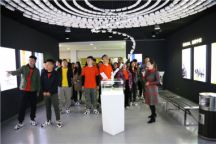 米乐官网团委组织第三期青马班学员参观蒙牛乳业有限公司