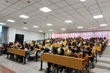 米乐mile官方网站开展“以法为盾 护航青春”主题法治讲座