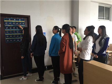 米乐mile官方网站开展课堂“零手机” 青春“不低头”学风建设活动